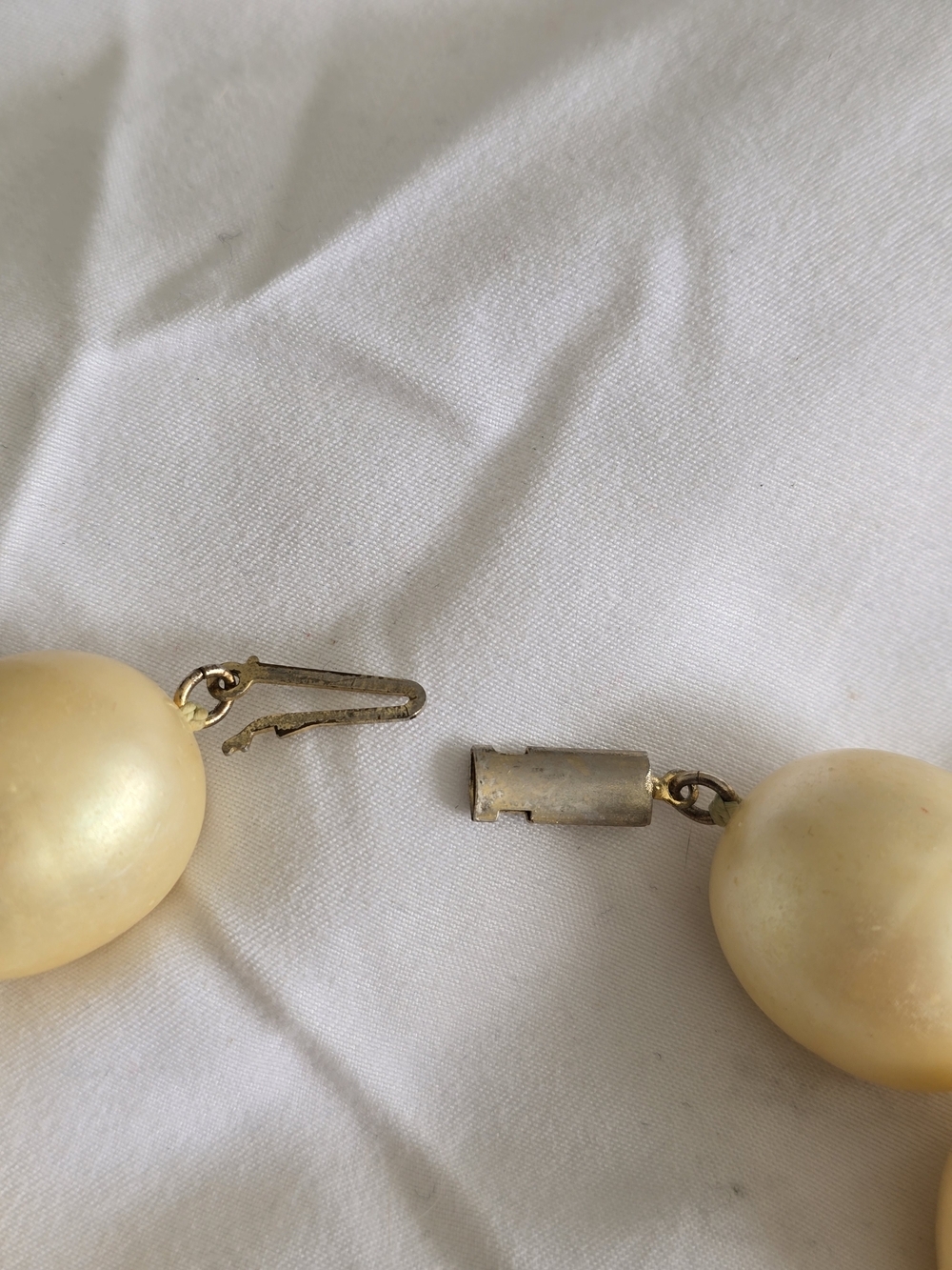 Golden Pearl Strand Necklace - Elegant Classic Jewelry - Picture 5 of 6